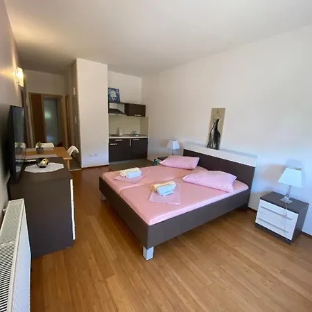 Apartments San Monte Podstrana Exterior photo